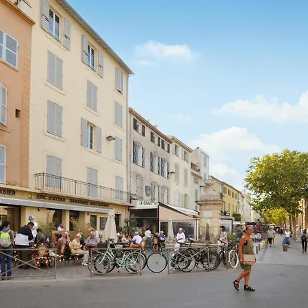 Ferienhaus Lovely In *