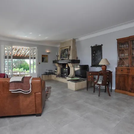 Ferienhaus Lovely In *